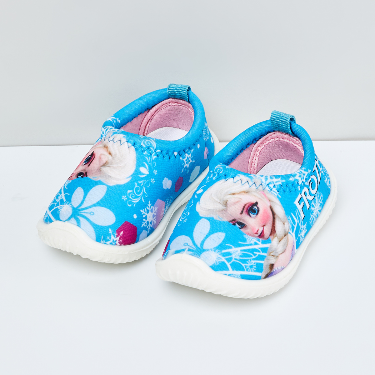 MAX Printed Slip-On Shoes