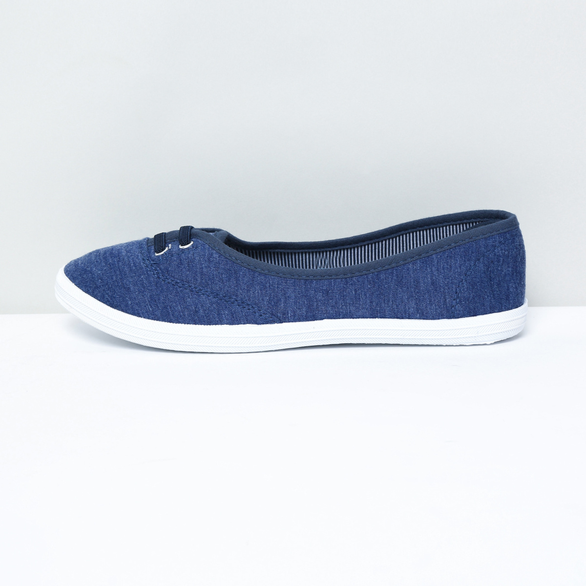 MAX Solid Lace-Detailed Slip-On Shoes