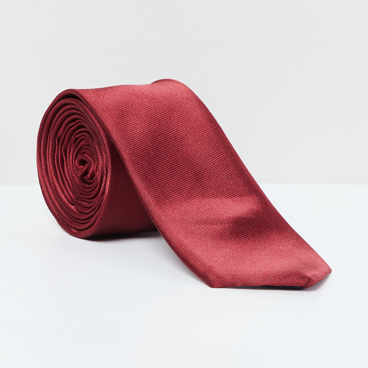 MAX Solid Tie