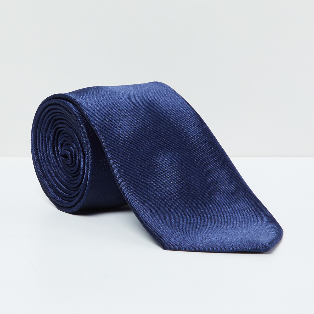MAX Textured Formal Tie