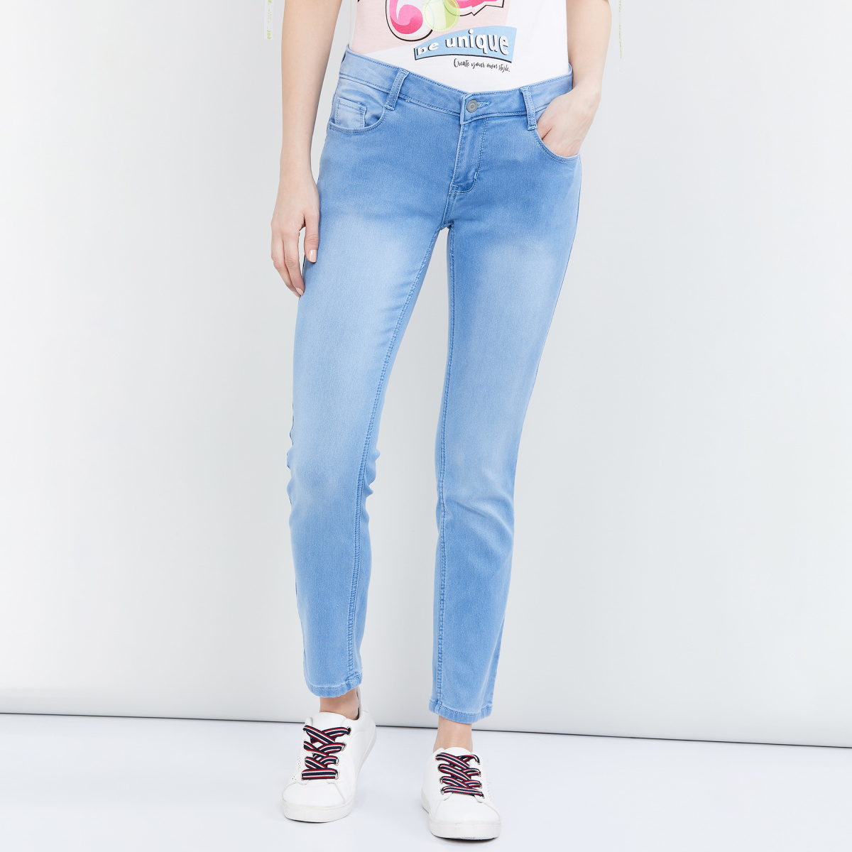 MAX Solid Pencil Fit Jeans