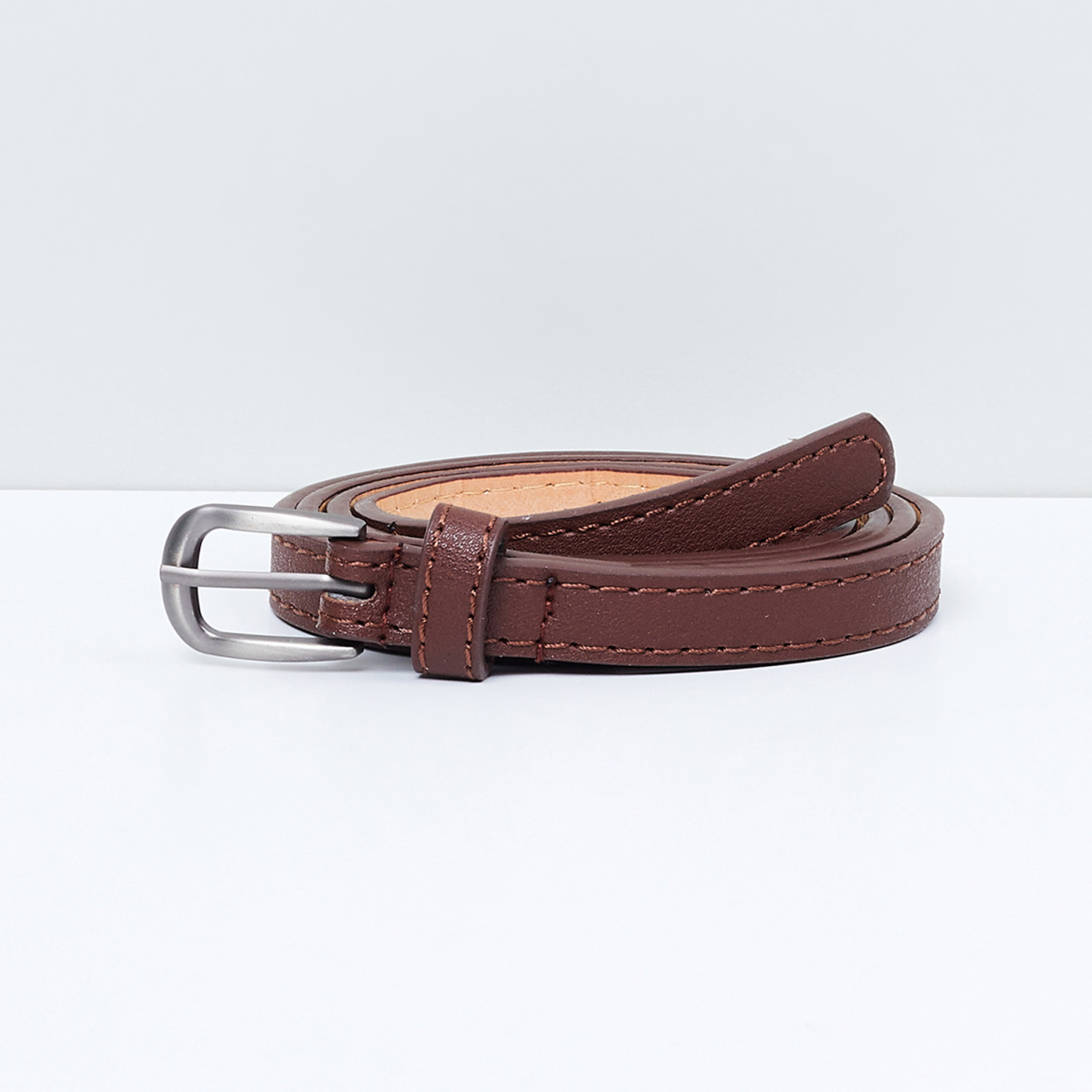 MAX Solid Belt with Buckle Closure