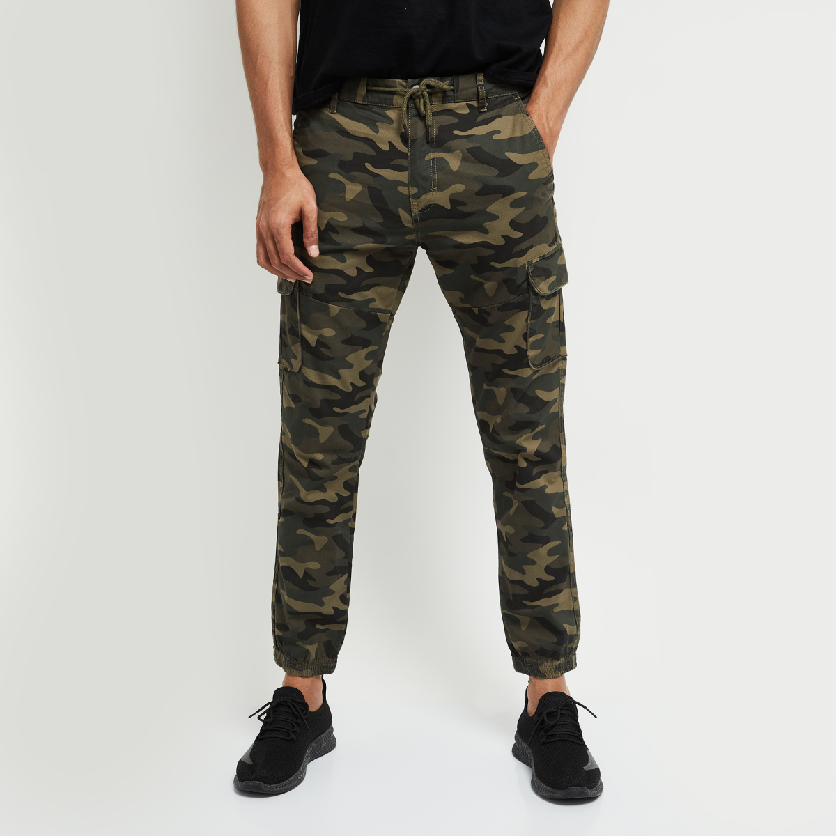 MAX Solid Cargo Joggers