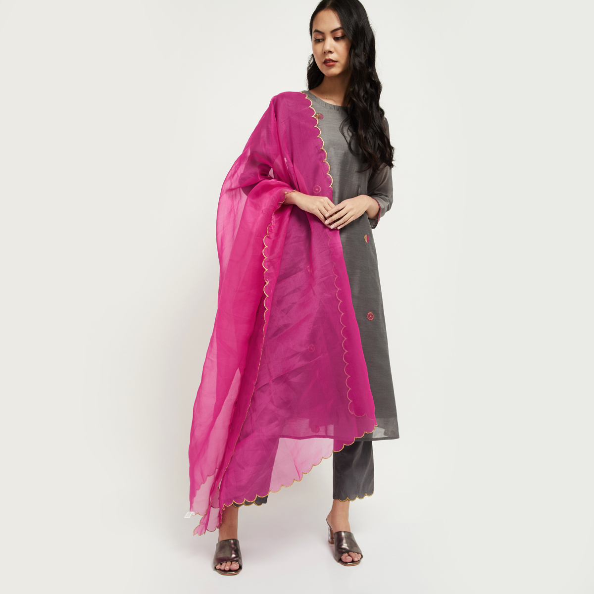 MAX Textured A-line Kurta with Cropped Pants and Dupatta