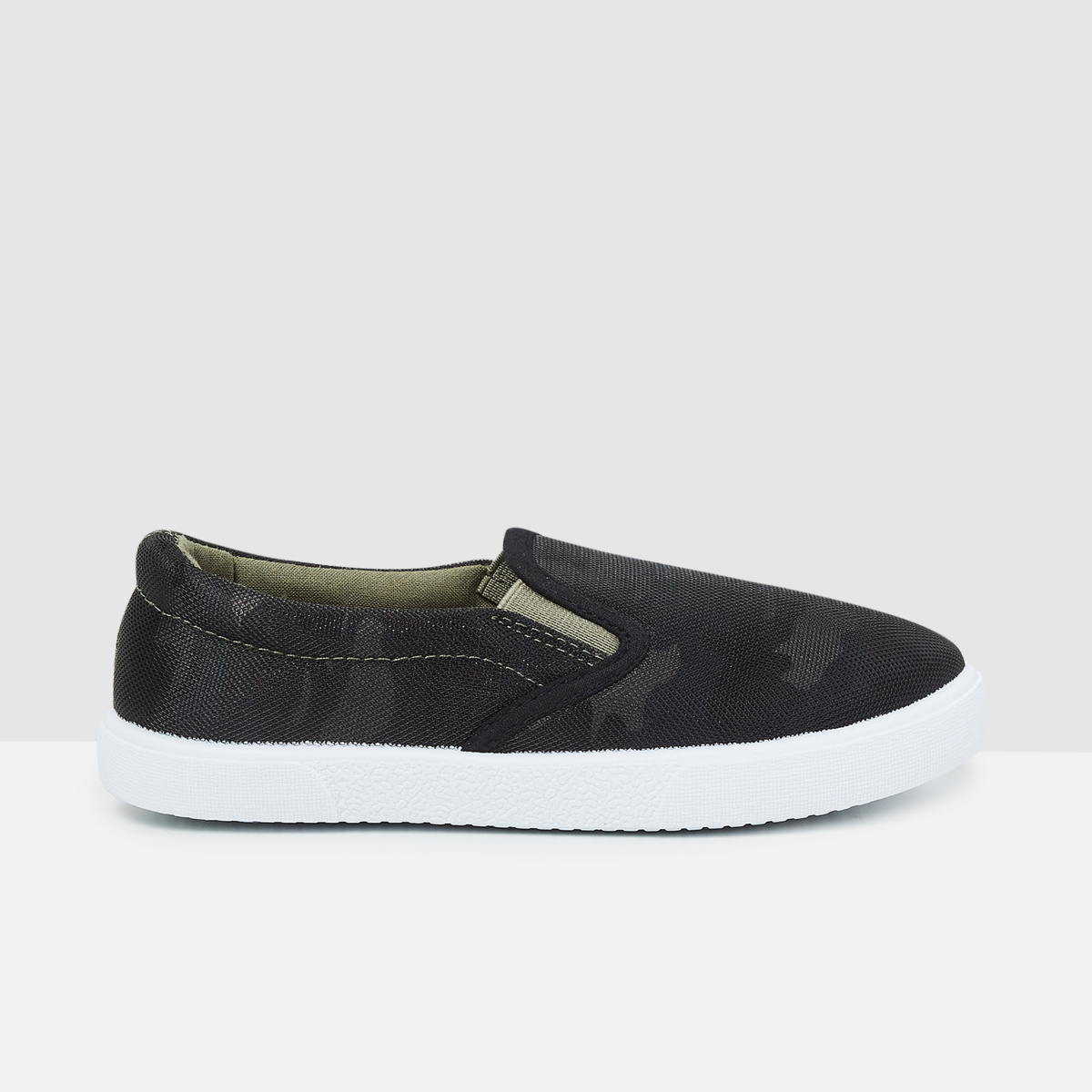 MAX Camouflage Print Slip-On Shoes