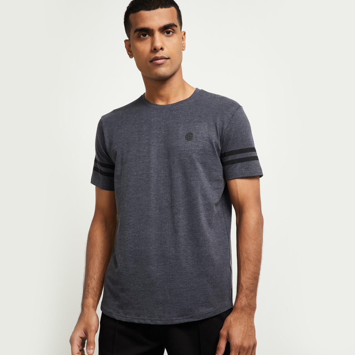 MAX Solid Knitted T-shirt