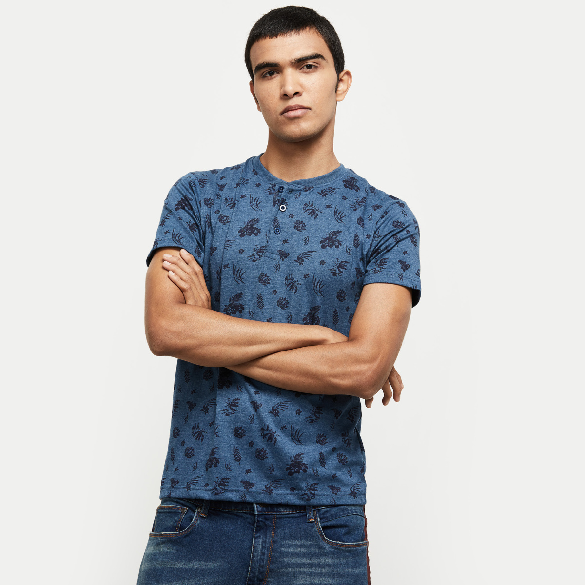 MAX Printed Ultra Slim Fit Henley Neck T-shirt