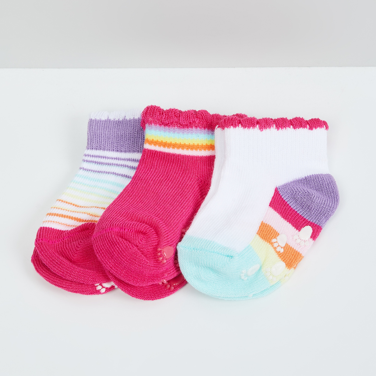 MAX Textured Socks- Set of 3