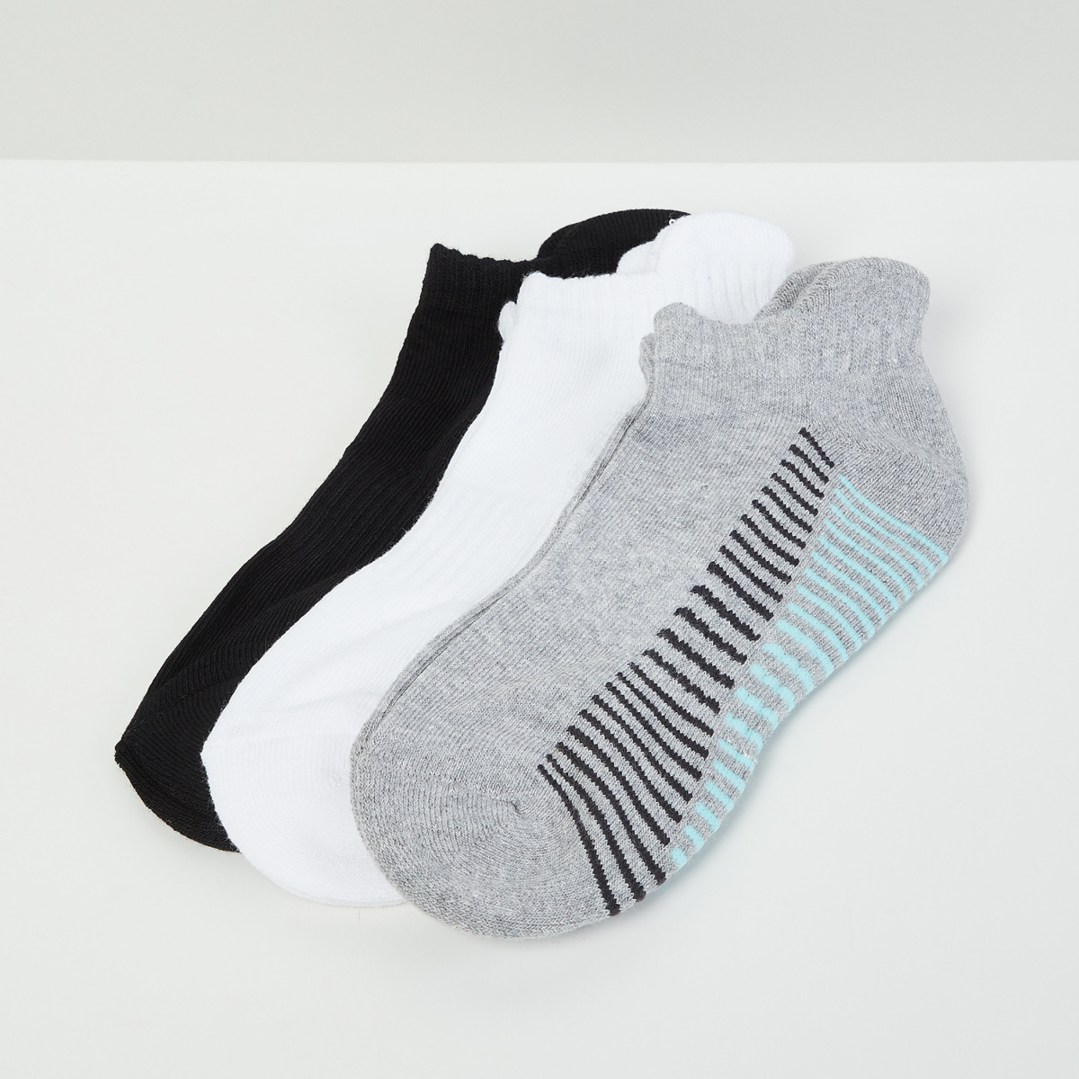 MAX Woven Design Socks- Set of 3