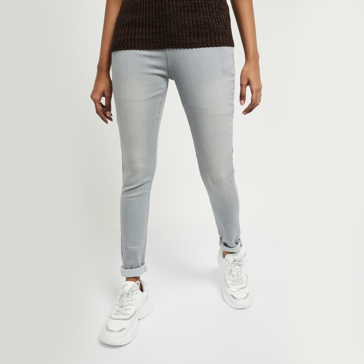 MAX Solid Light-Washed Skinny Fit Jeans