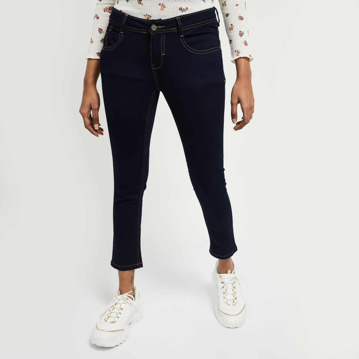 MAX Solid Skinny Fit Ankle Grazer Jeans