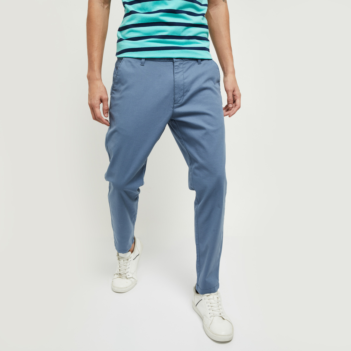 MAX Solid Textured Chinos