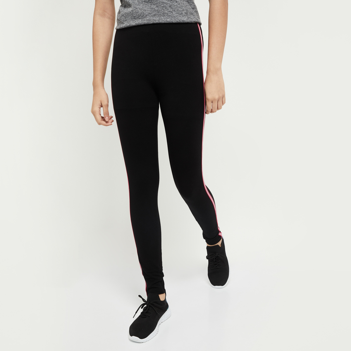 TALA. Activewear you'll feel good in, and good about.