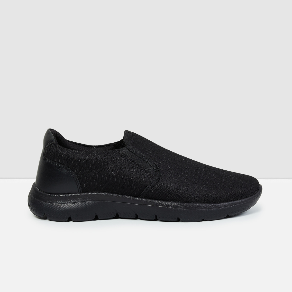 MAX Meshed Slip-On Causal Shoes