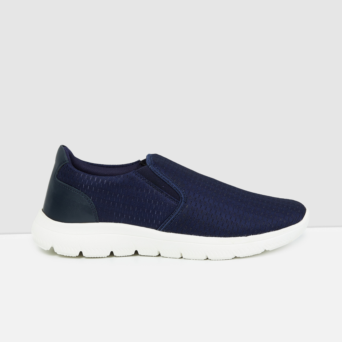 MAX Meshed Slip-On Causal Shoes