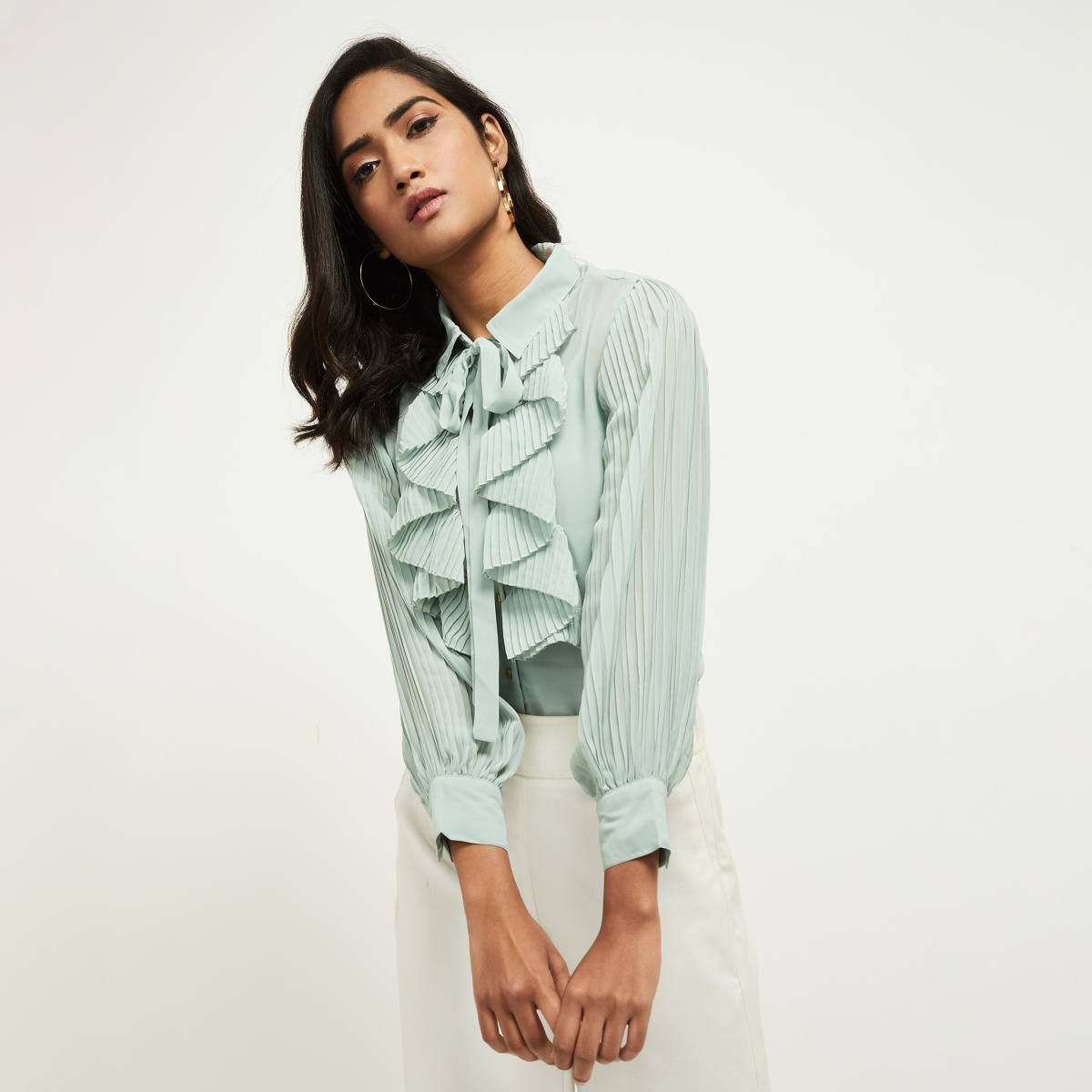 MAX Solid Ruffled Pleated Top
