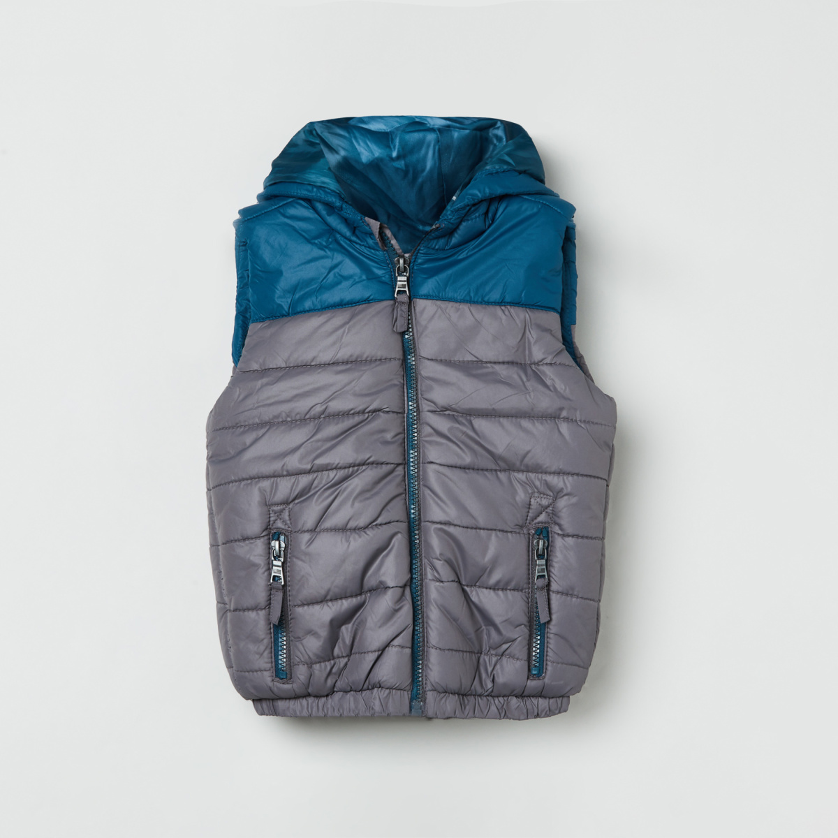 MAX Colourblocked Sleeveless Hooded Quilted Jacket