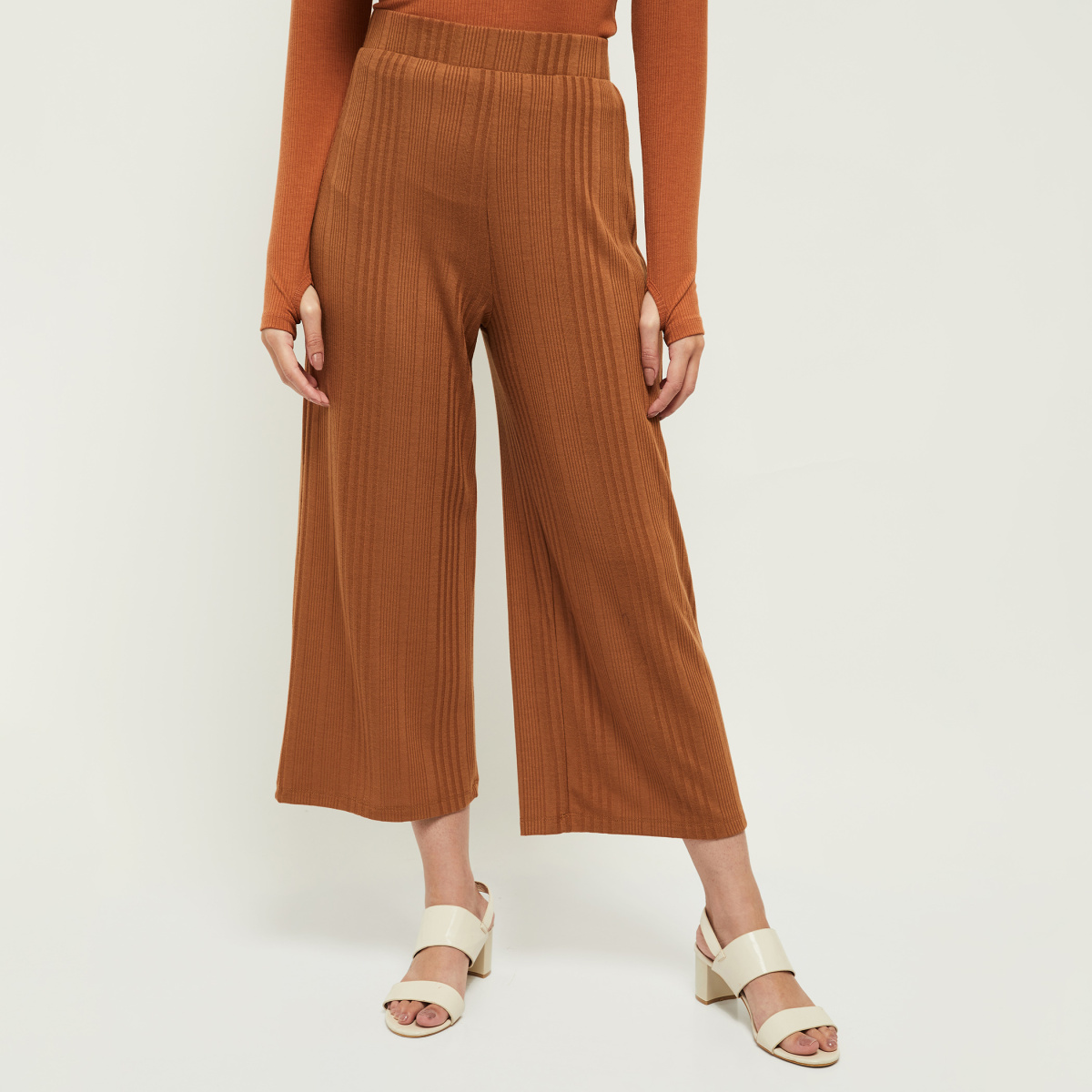 MAX Textured Flared Trousers