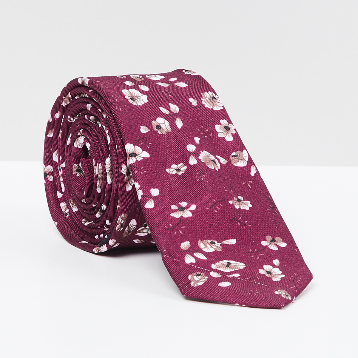 MAX Printed Tie