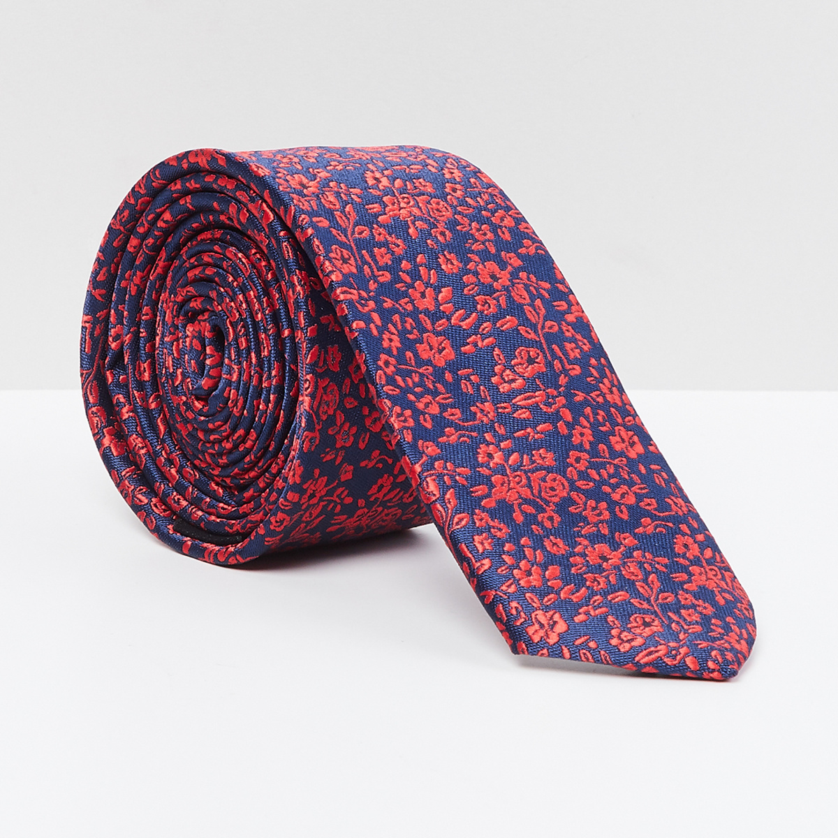 MAX Printed Tie