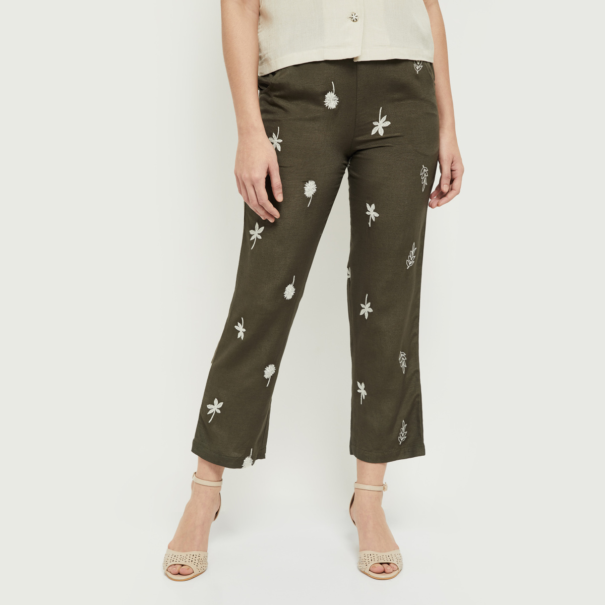MAX Embroidered Elasticated Straight Pants