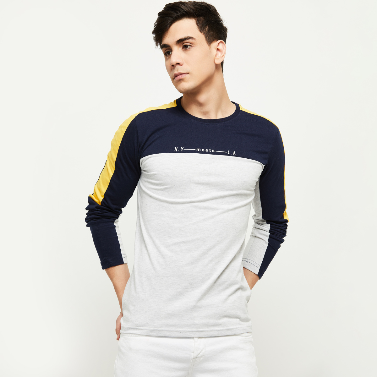MAX Colourblocked Ultra Slim Fit T-shirt