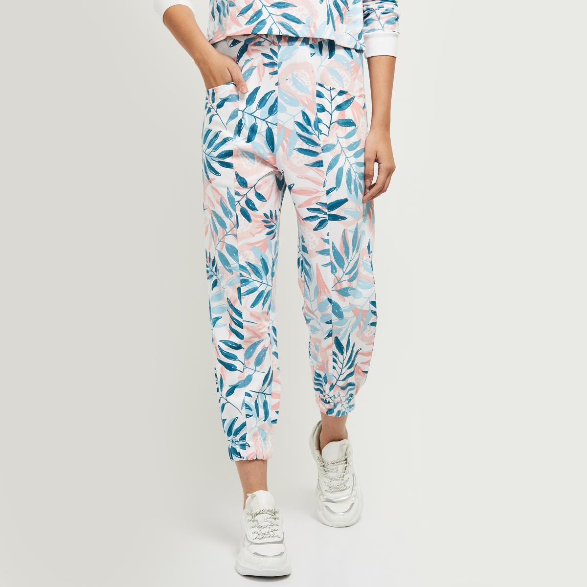 MAX Printed Jogger Trousers