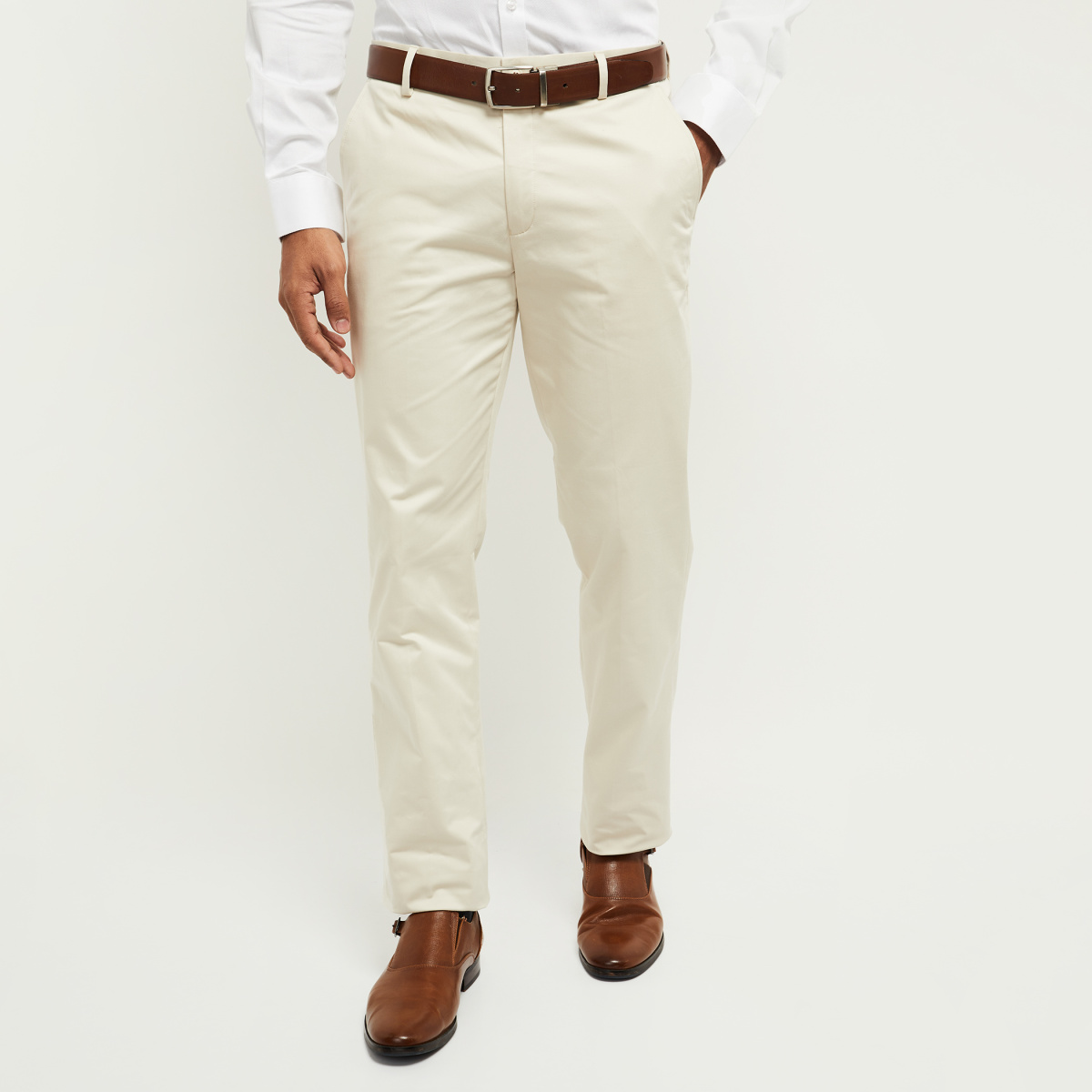 MAX Solid Slim Fit Formal Trousers